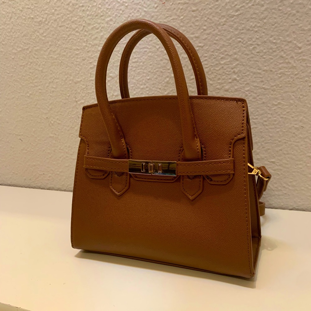 HP!🤩 Crossbody Purse 👜